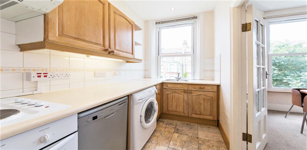 			NEW INSTRUCTION, 1 Bedroom, 1 bath, 1 reception Flat			 Portnall Road, MAIDA VALE